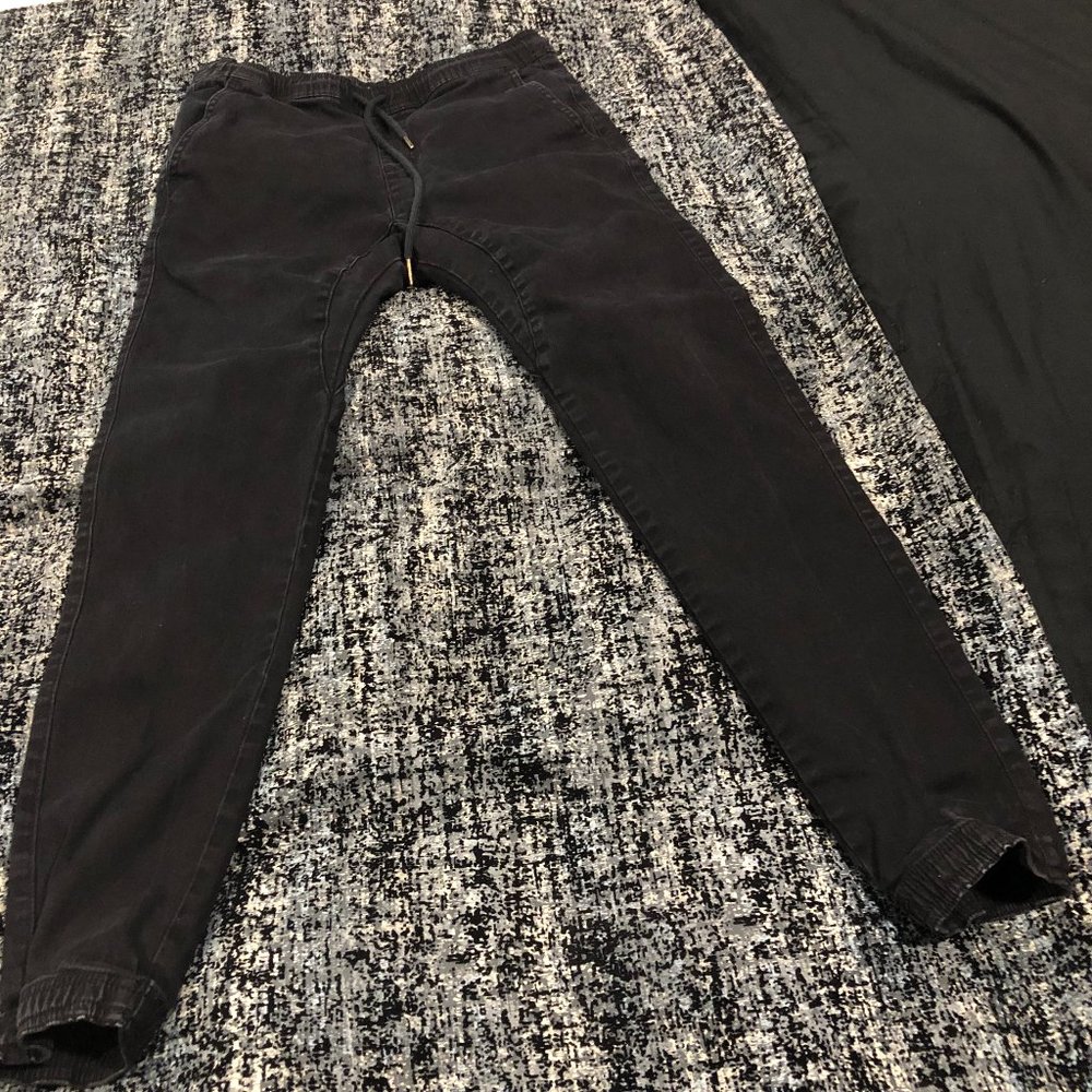 CHARLES AND A HALF CLASSIC BLACK BOYS JOGGER PANTS - SIZE S